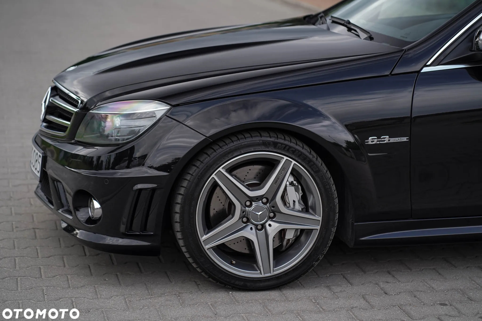 Mercedes-Benz Klasa C 63 AMG - 6