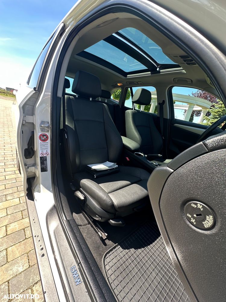 BMW X1 xDrive18d - 10