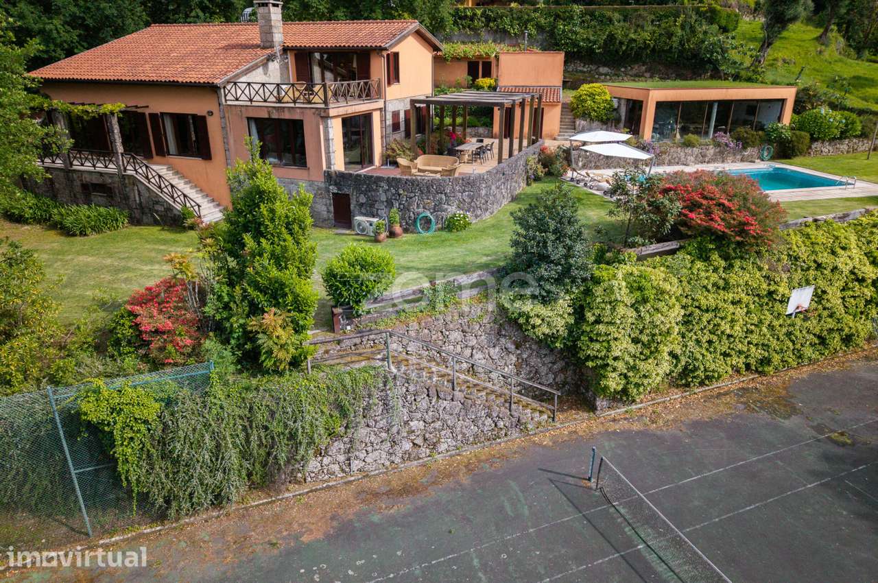 Casa na Albufeira da Caniçada - Gerês - Grande imagem: 2/39