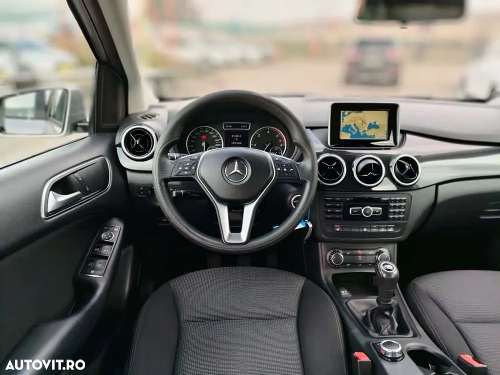 Mercedes-Benz B 180 CDI (BlueEFFICIENCY) - 5