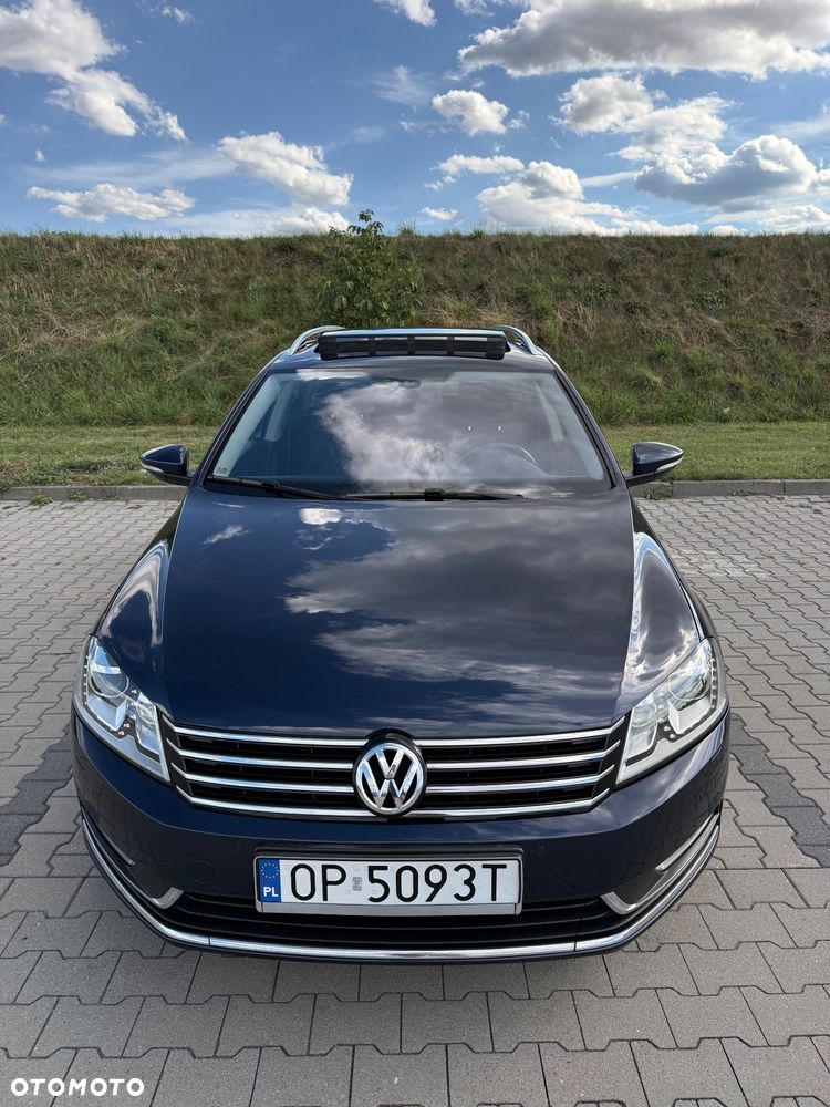 Volkswagen Passat 2.0 TDI Highline DSG - 32