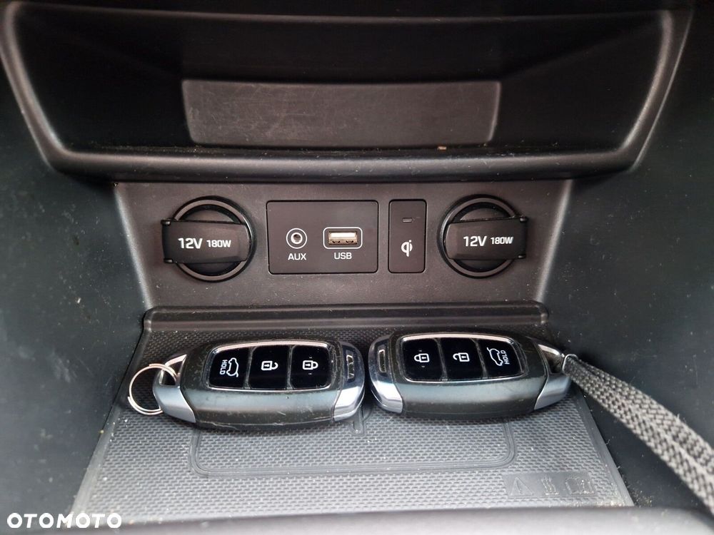 Hyundai Kona - 25