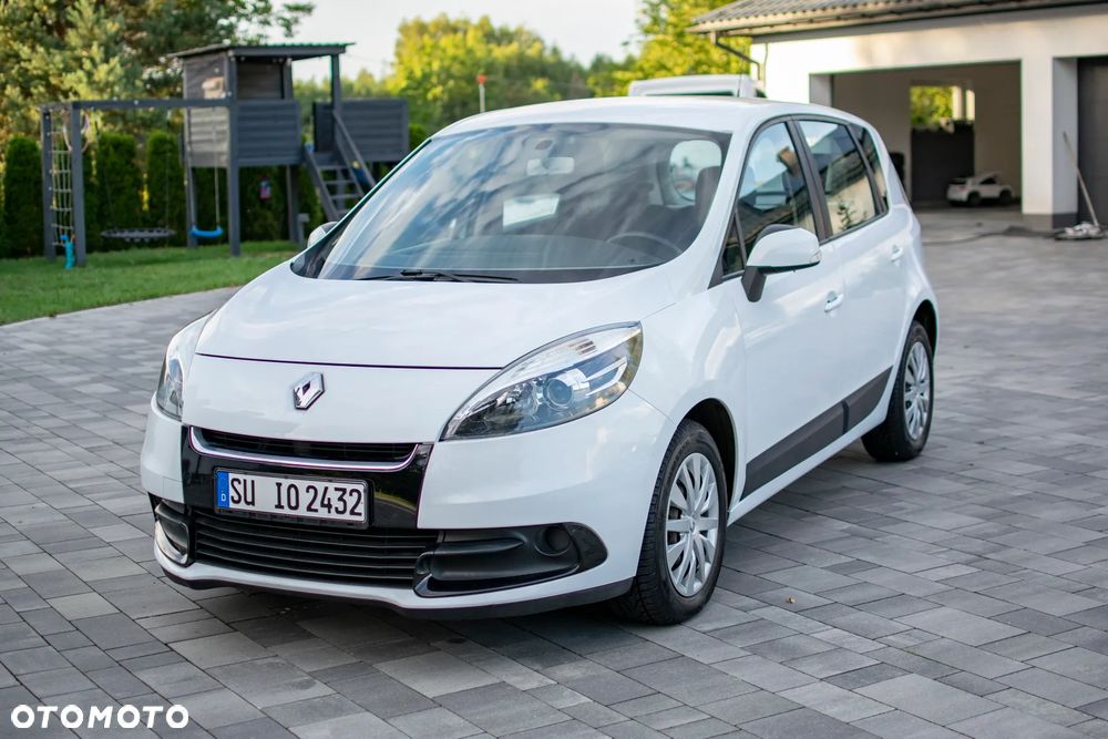 Renault Scenic - 31