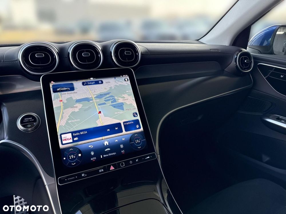 Mercedes-Benz GLC - 14