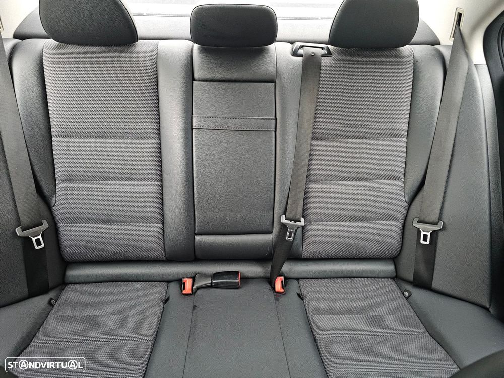 Mercedes-Benz C 200 CDI Avantgarde BE Aut. - 17