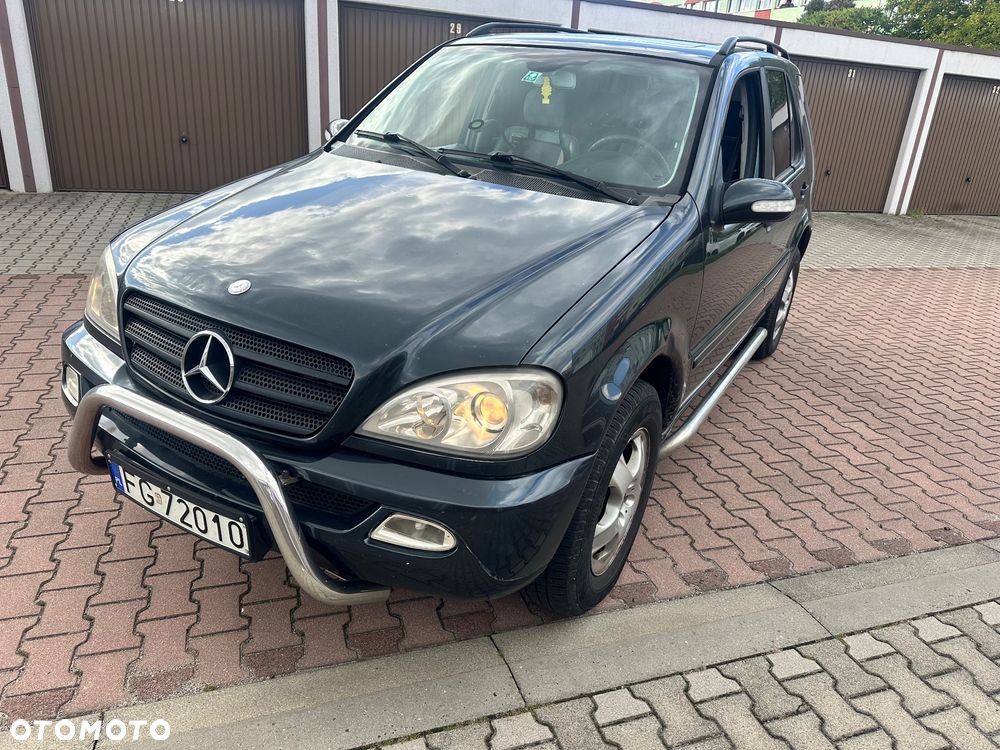 Mercedes-Benz ML - 4