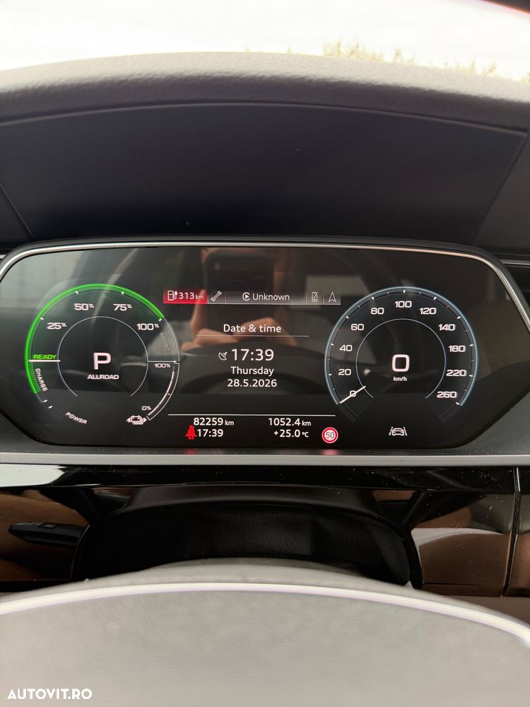 Audi e-tron - 10