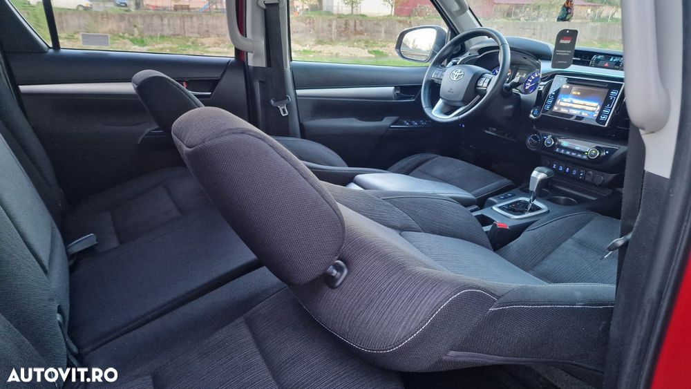 Toyota Hilux 4x4 Double Cab Autm. Executive - 5
