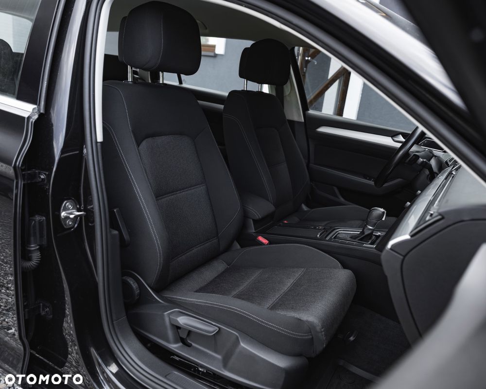 Volkswagen Passat 1.4 TSI ACT (BlueMotion Technology) DSG Highline - 38