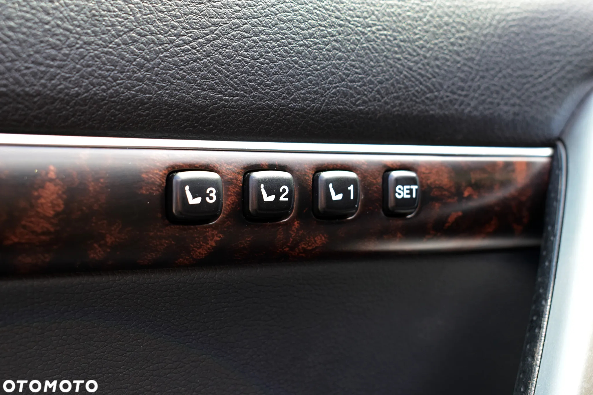 Toyota Land Cruiser LC 4.5 D-4D V8 Prestige - 16