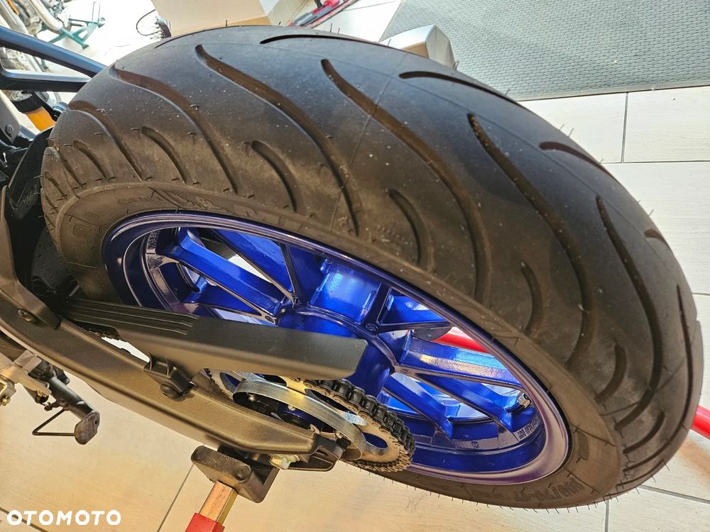 Yamaha MT - 16