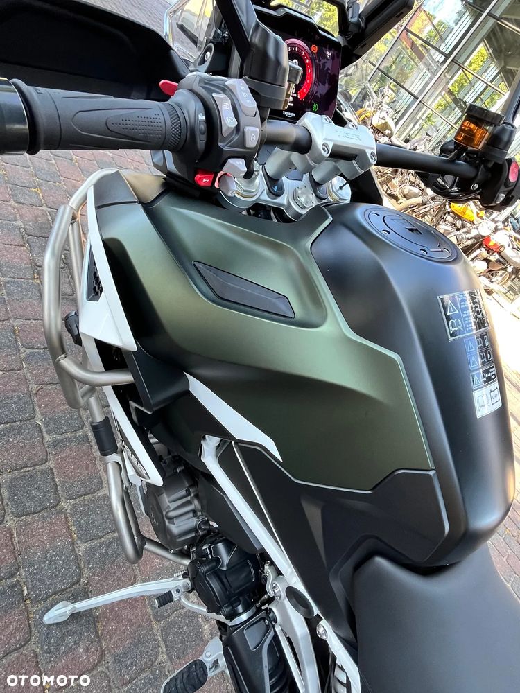 Triumph Tiger - 11