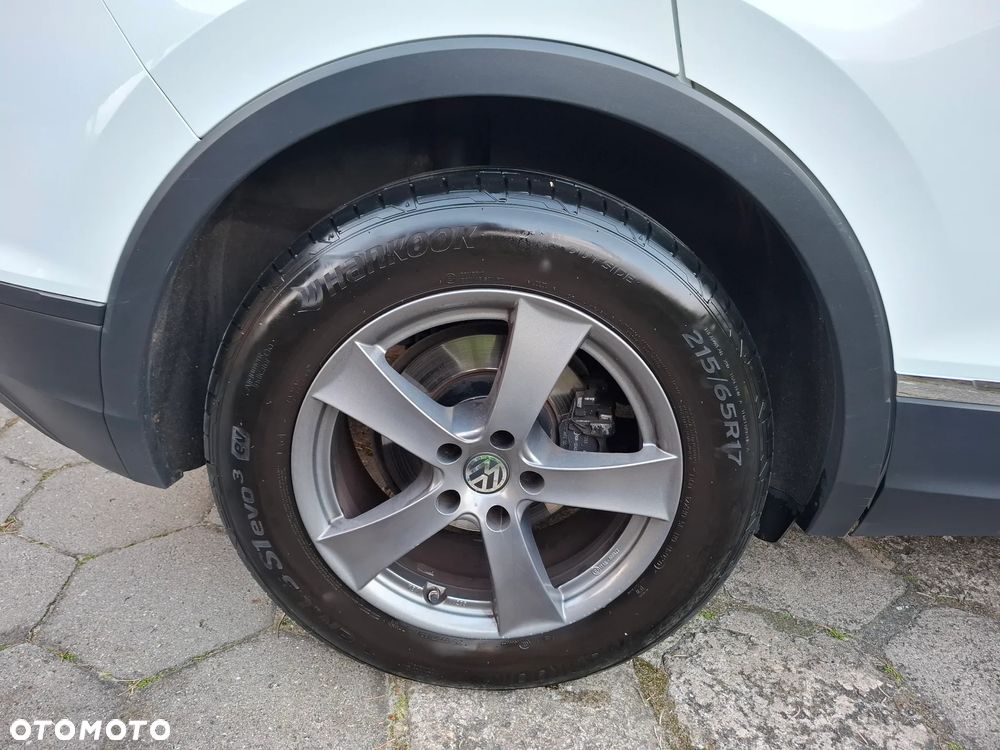 Volkswagen Tiguan - 21