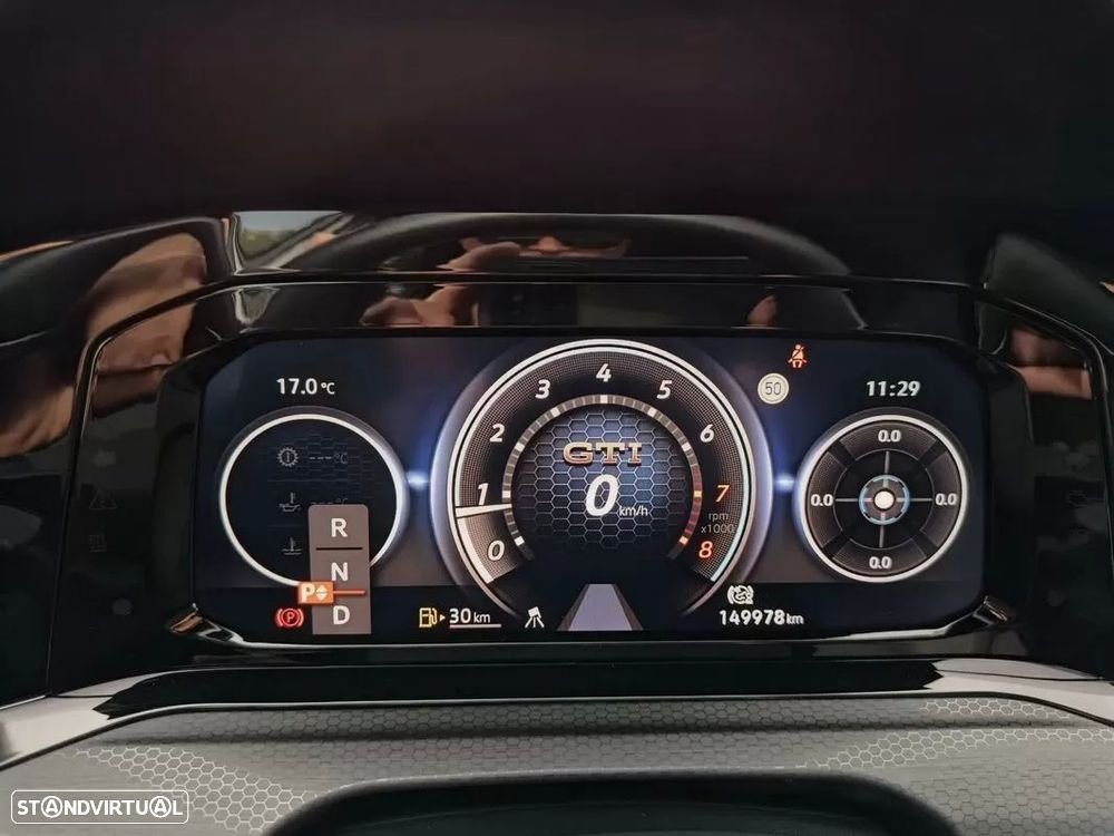 VW Golf 2.0 TSI GTI DSG - 19