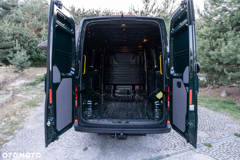 Volkswagen Crafter - 16