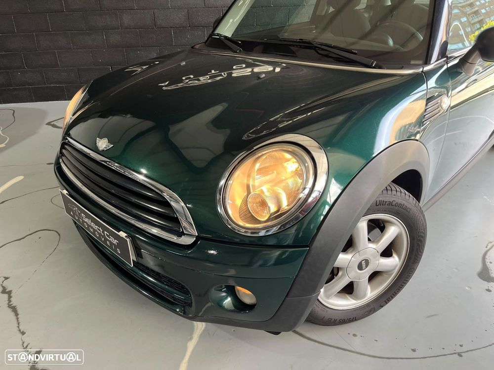 MINI 3 Portas Cooper D - 2