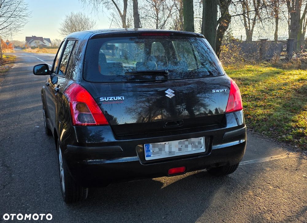 Suzuki Swift 1.3 Comfort dance - 11