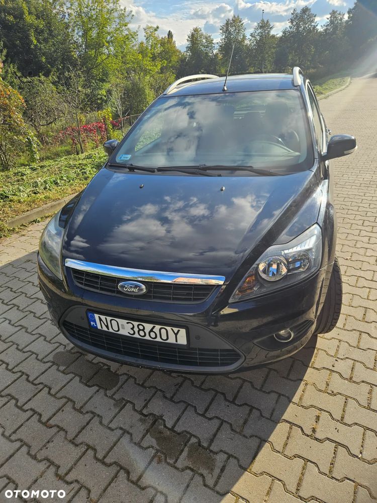 Ford Focus 1.6 Ghia - 1