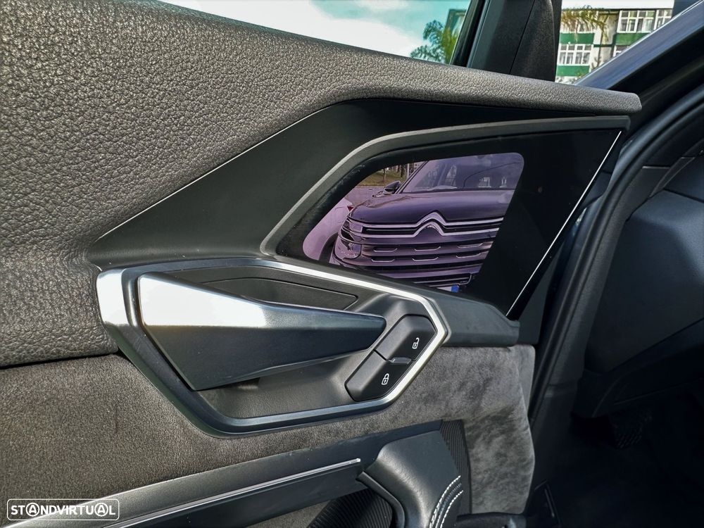 Audi e-tron 55 quattro S line - 22