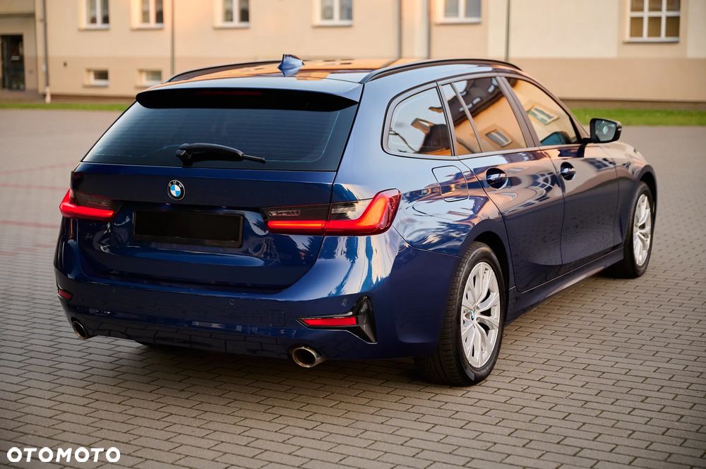 BMW Seria 3 - 12