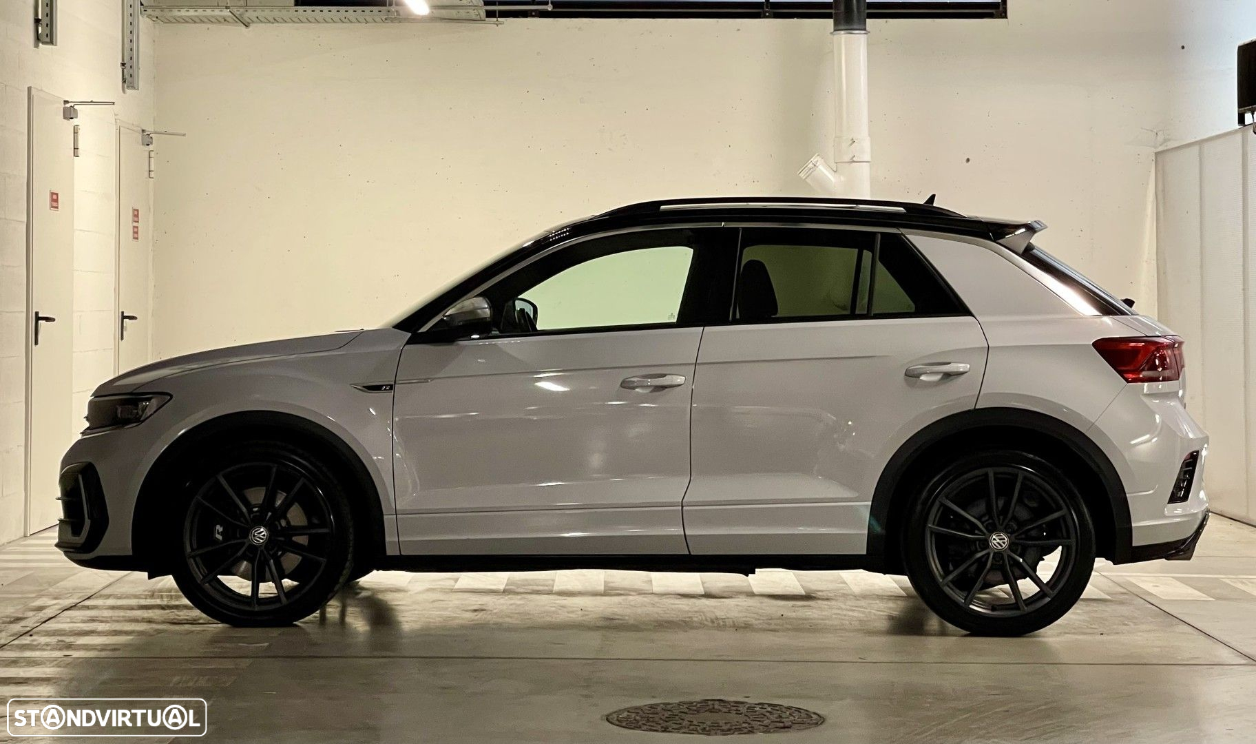 VW T-Roc 2.0 TSI 4M R DSG - 11