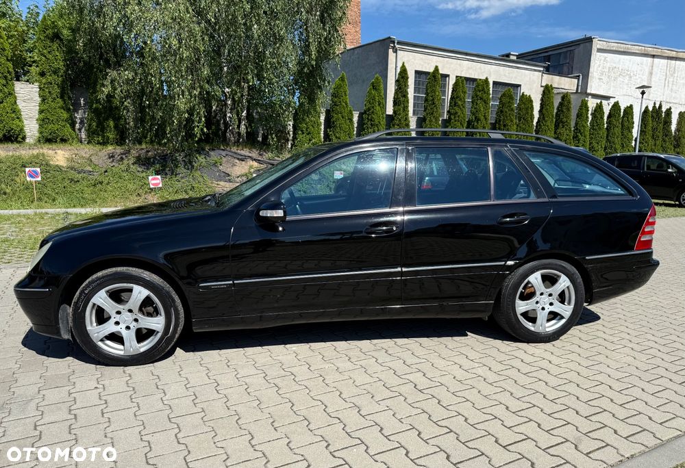 Mercedes-Benz Klasa C 180 T Kompressor Avantgarde - 2