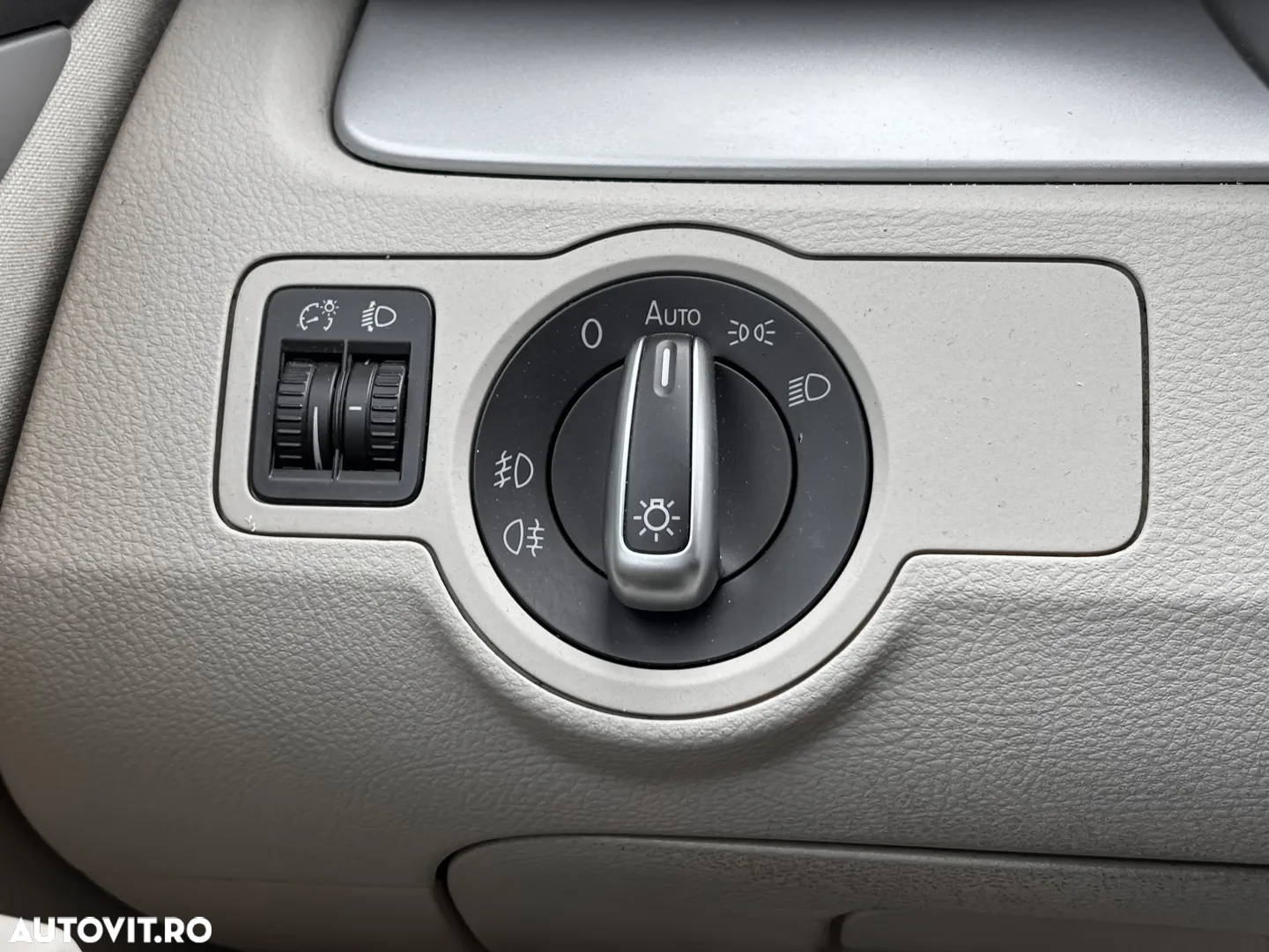 Volkswagen Passat - 16