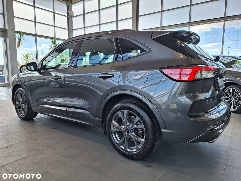 Ford Kuga 1.5 EcoBoost FWD ST-Line - 10