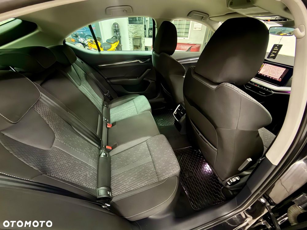 Skoda Octavia 2.0 TDI L&K DSG - 7