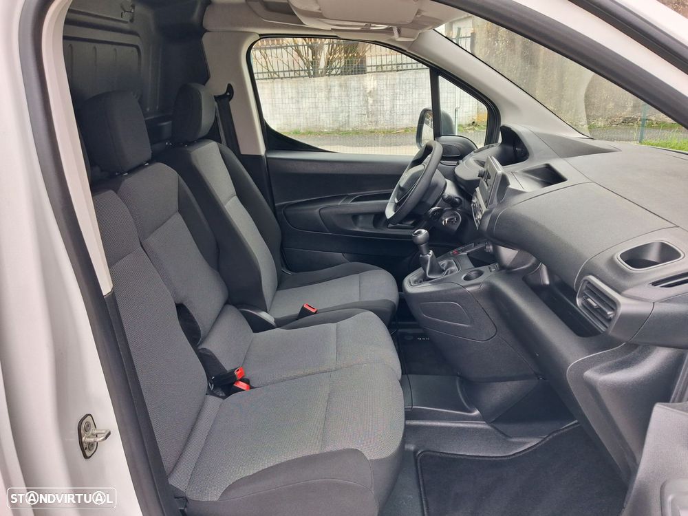 Peugeot Partner 1.6 BlueHDi L1 Pro 3L - 17