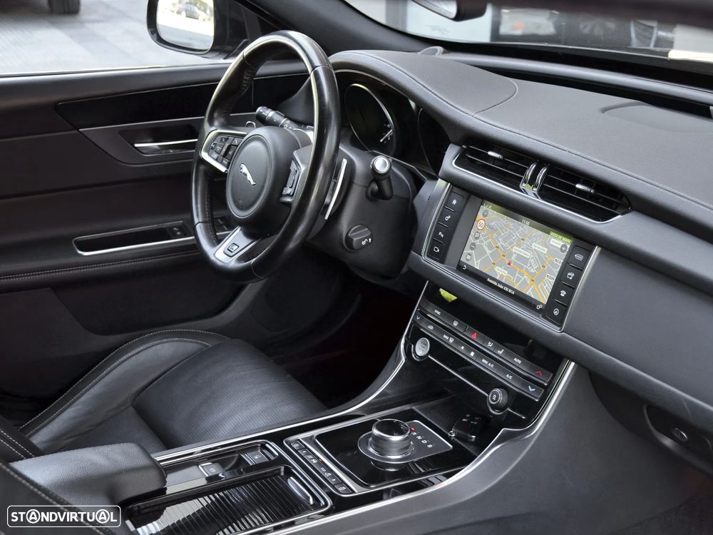 Jaguar XF Sportbrake 2.0 D R-Sport Aut. - 12
