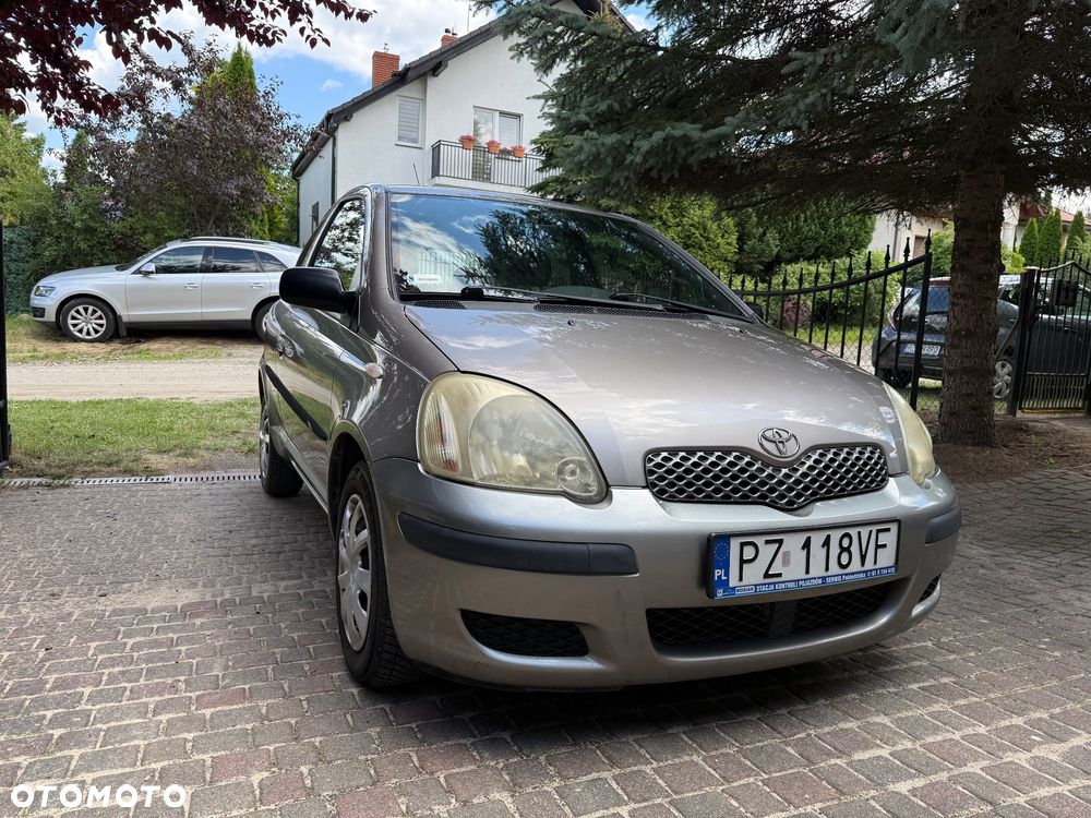 Toyota Yaris - 21