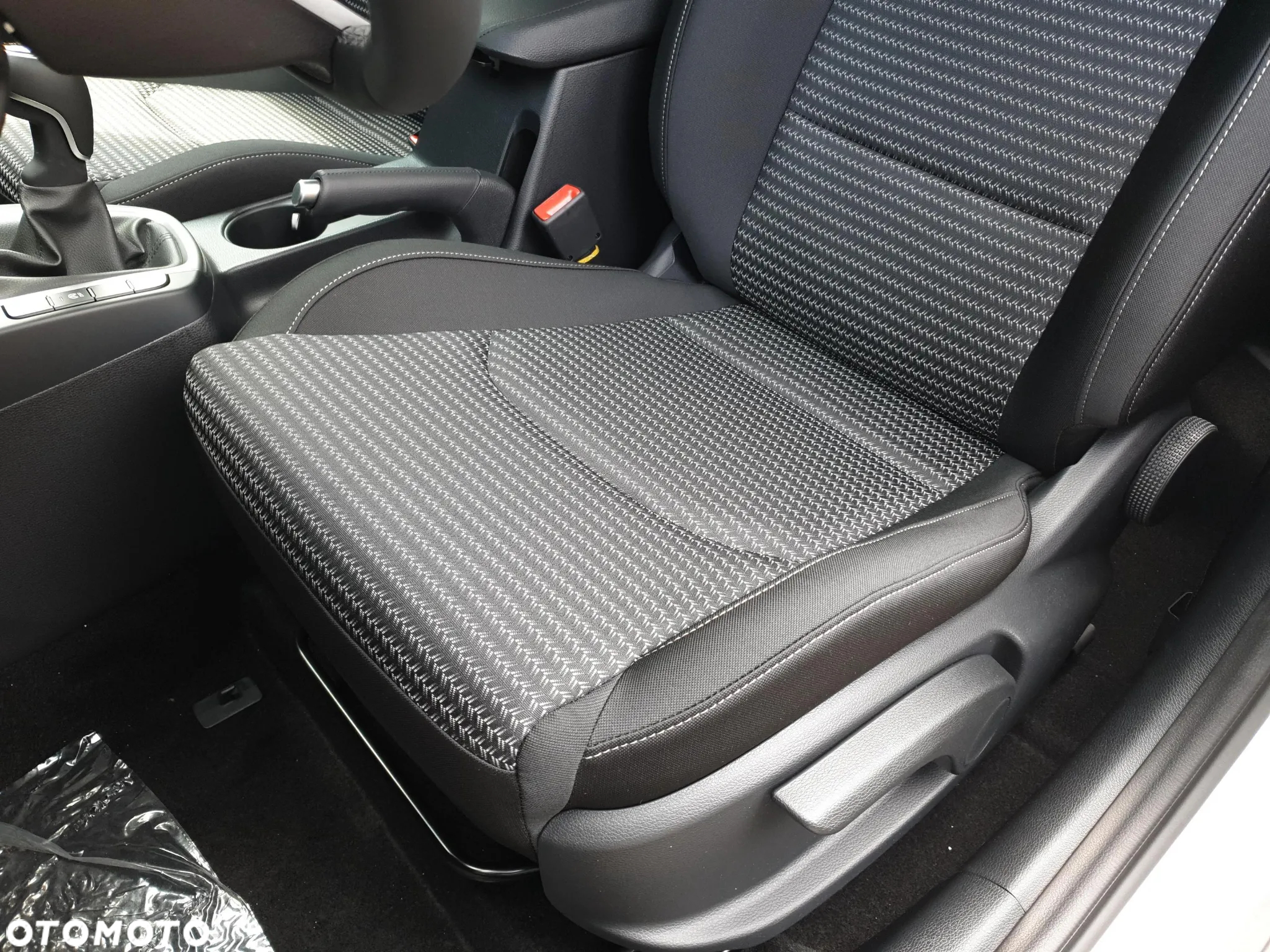 Kia XCeed 1.5 T-GDI M - 17