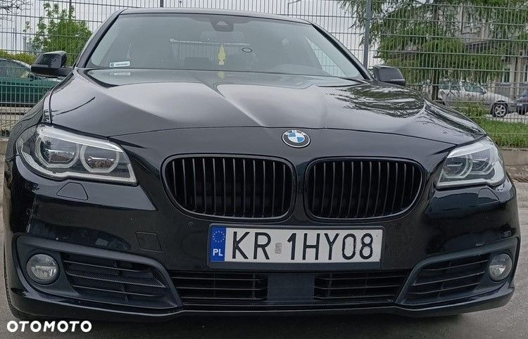 BMW Seria 5 530d xDrive - 11