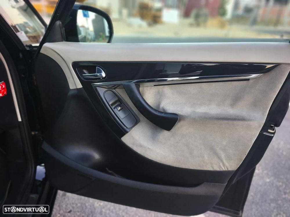 Citroën C4 Grand Picasso 1.6 HDi Exclusive CMP6 - 20