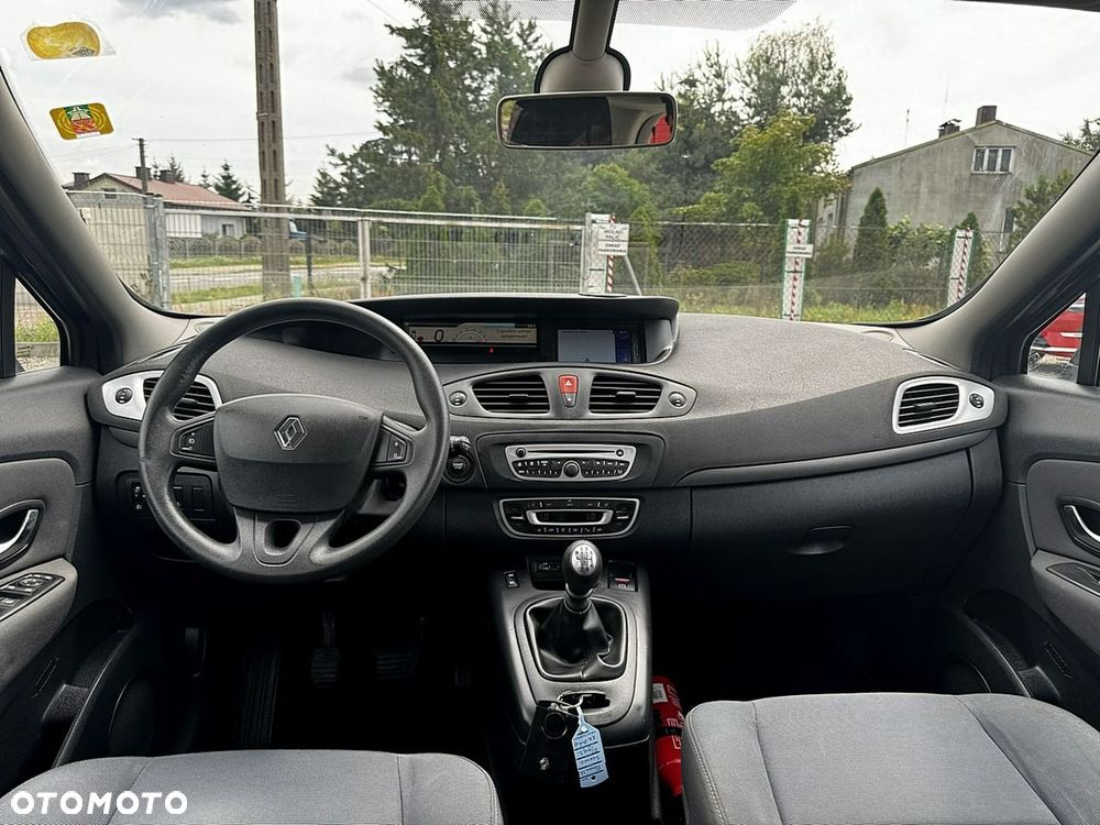 Renault Scenic - 15
