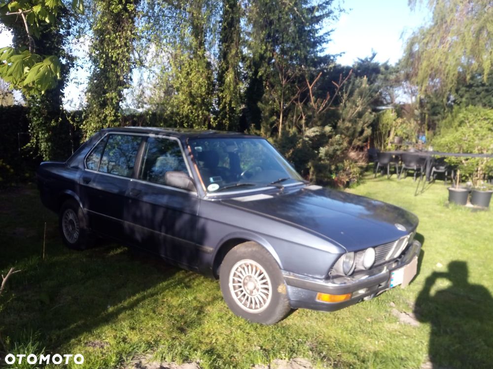 BMW Seria 5 524 td - 2