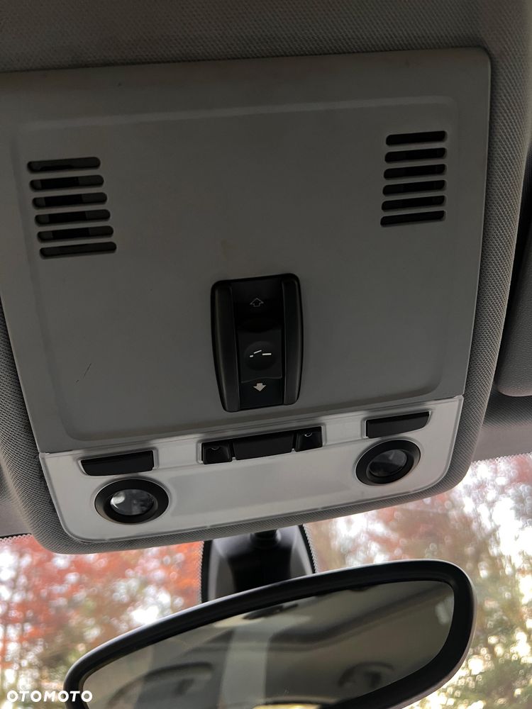 BMW Seria 1 118d DPF - 16