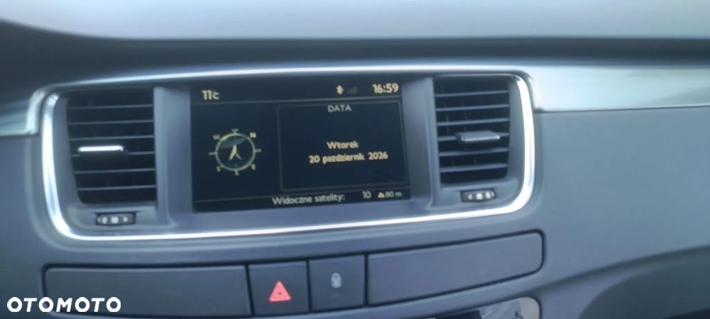Peugeot 508 RXH 2.0 HDi HYbrid4 - 23