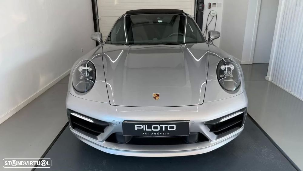 Porsche 911 (992) Carrera PDK - 5