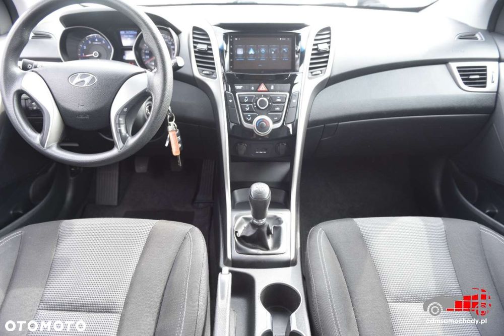Hyundai i30 - 22