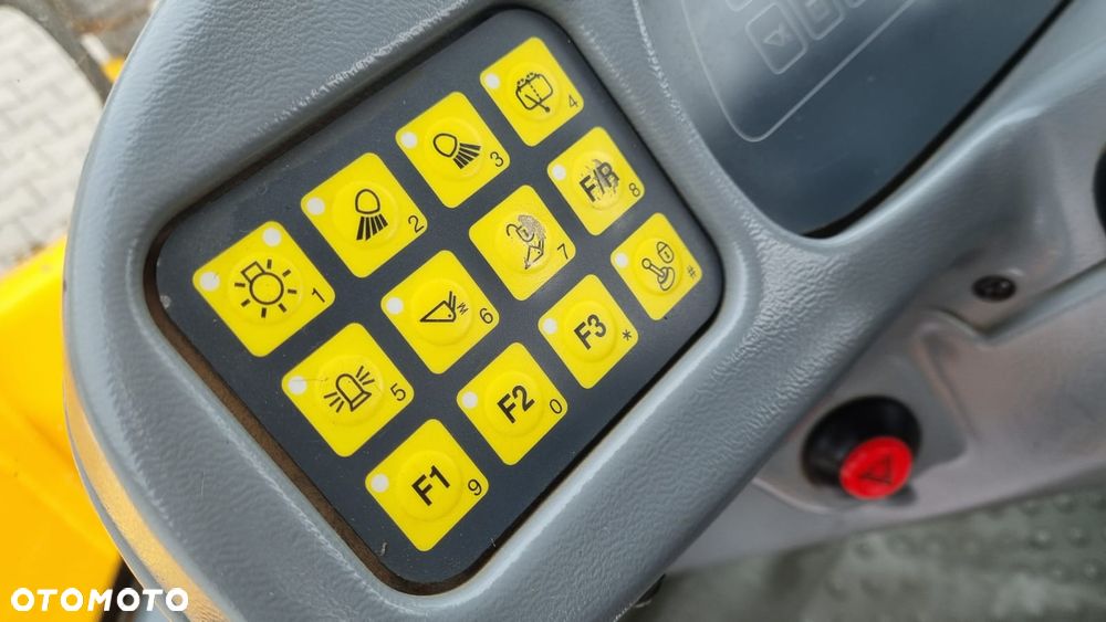 Volvo L30B/ Maszyna sprowadzona/ 6480H/ - 15