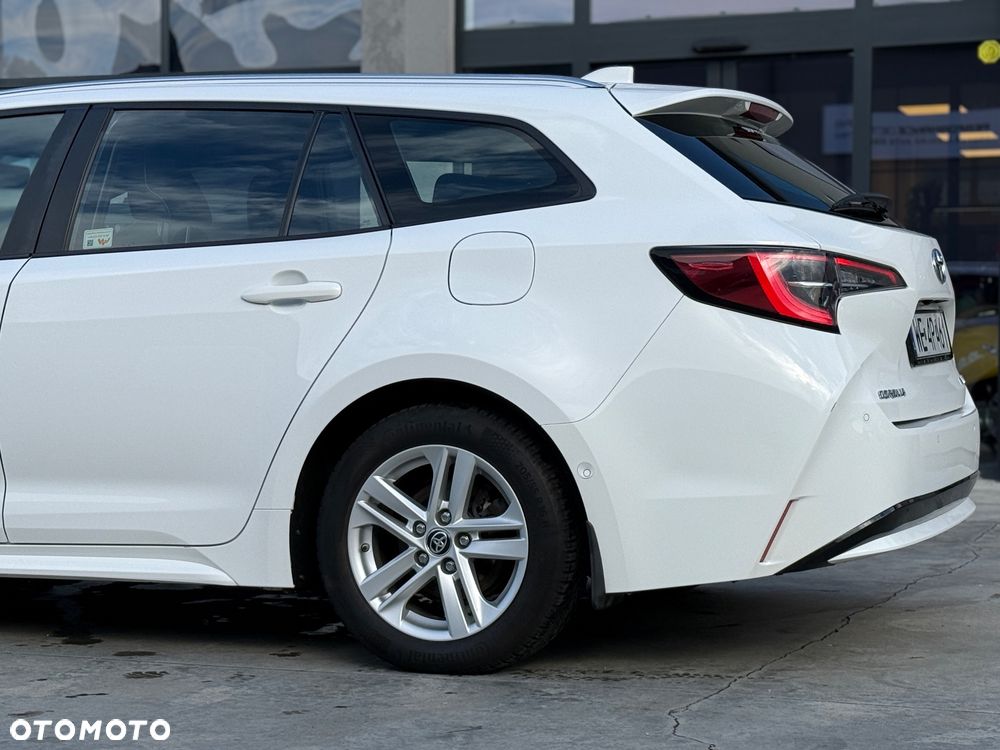 Toyota Corolla 1.8 Hybrid GPF Comfort - 12