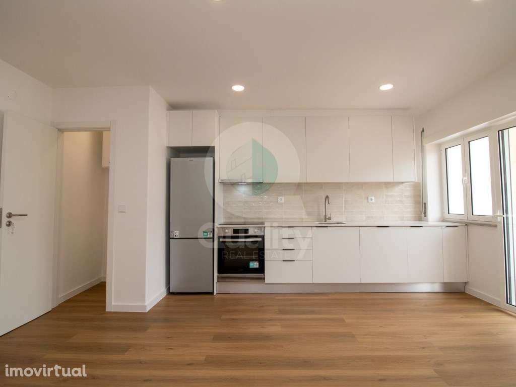 EXCELENTE T1 REMODELADO NO LAVRADIO - Grande imagem: 3/23