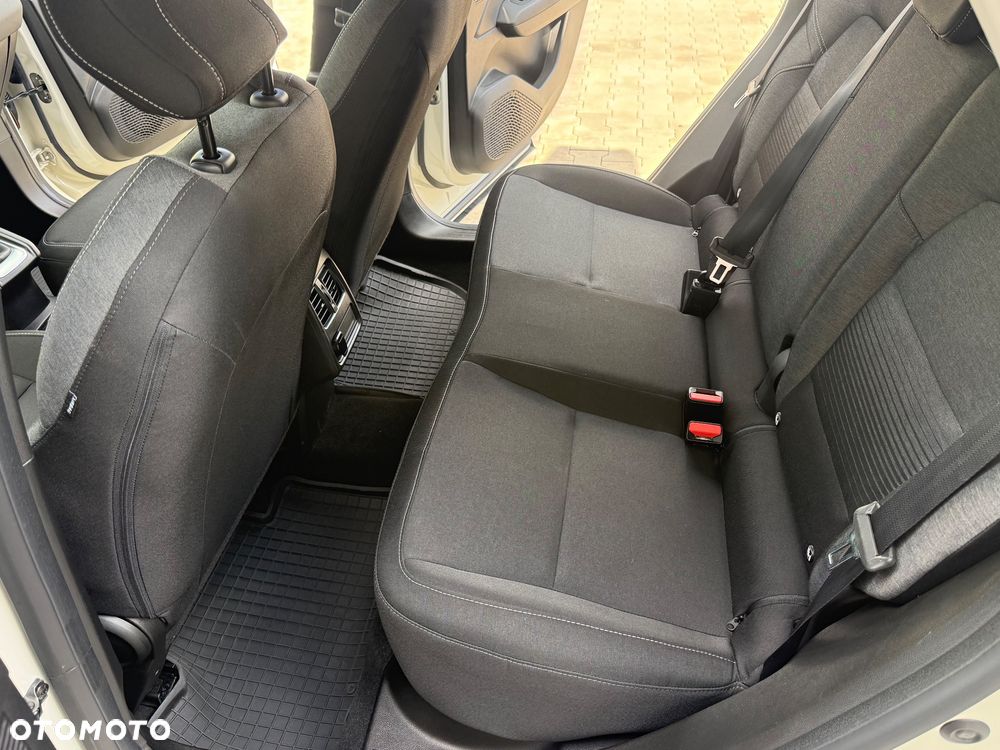 Renault Captur TCe 100 INTENS - 21
