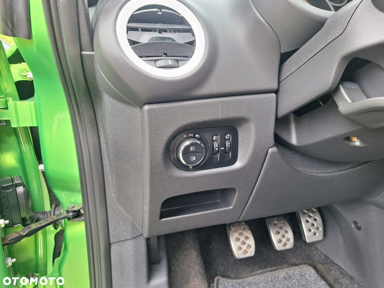 Opel Corsa - 20