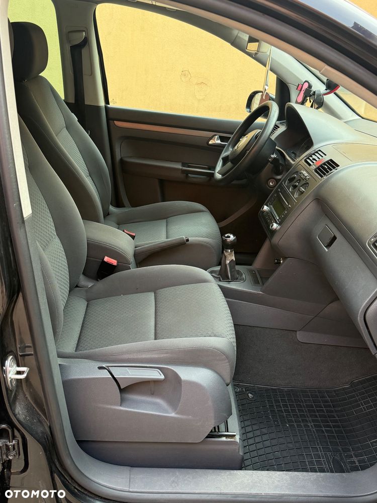 Volkswagen Touran 1.9 TDI Conceptline - 7
