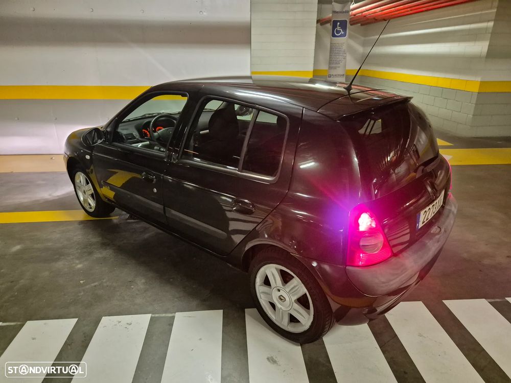 Renault Clio 1.2 16V Dynamique - 15