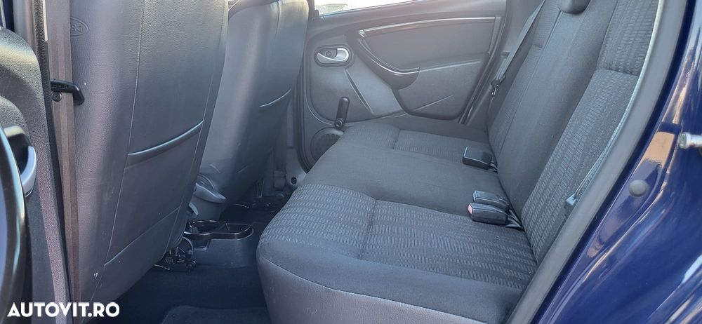 Dacia Duster 1.6 16V 4x2 Ambiance - 32