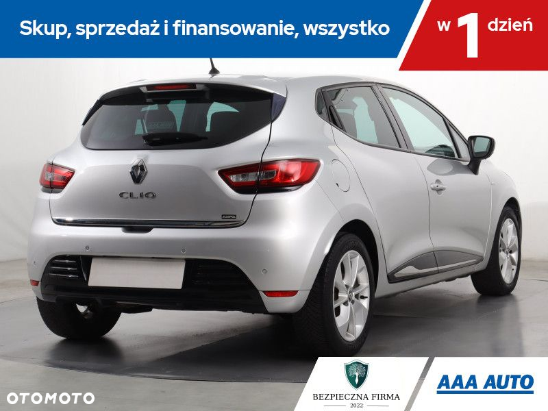 Renault Clio - 6